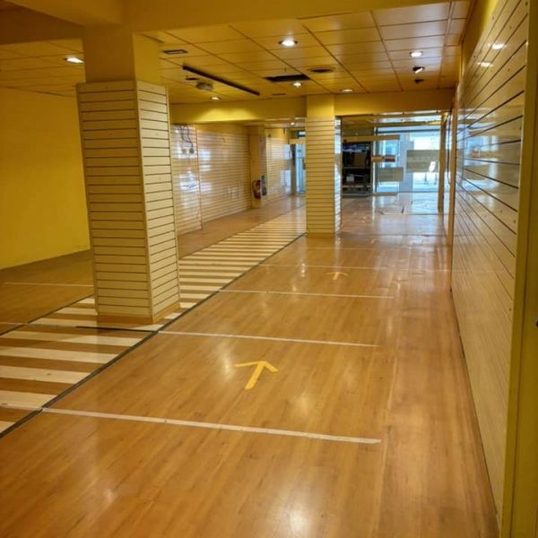 Remise à nu des locaux professionnels