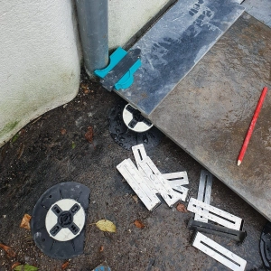 Installation sur mesure terrasse sur plots réglables autour de Caen