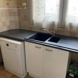 Evier de cuisine avant rénovation