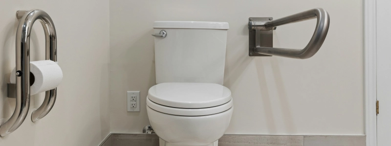 Aménagement de toilettes pour personnes à mobilité réduite (PMR)